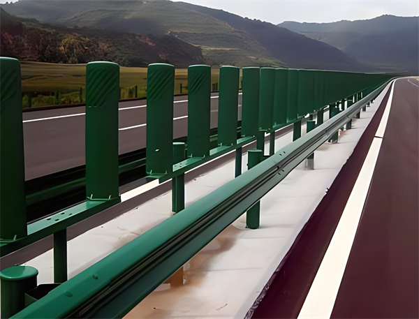 衢州三波护栏板在高速公路的应用